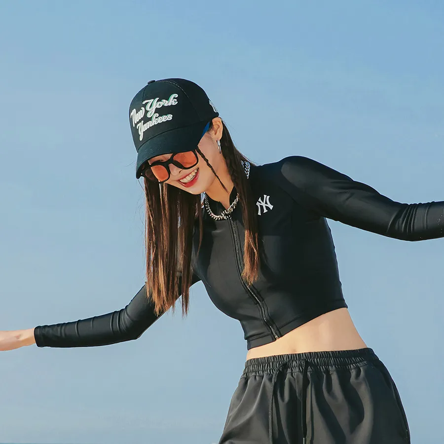 Order Áo Bơi Nữ MLB Basic Crop Zip-up Rash Guard New York Yankees ...