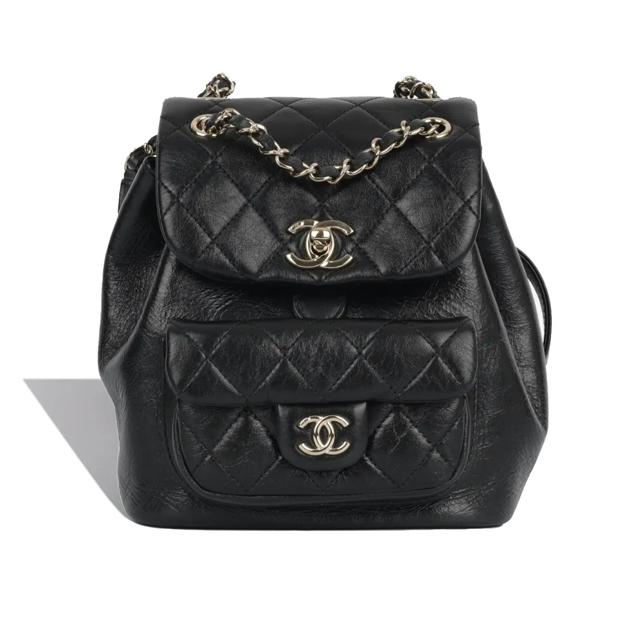 Look Maine Mendozas Chanel Bag Collection