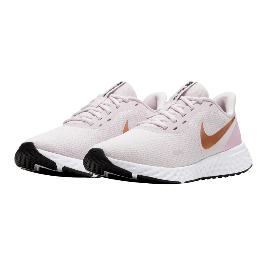 nike revolution 5 37.5