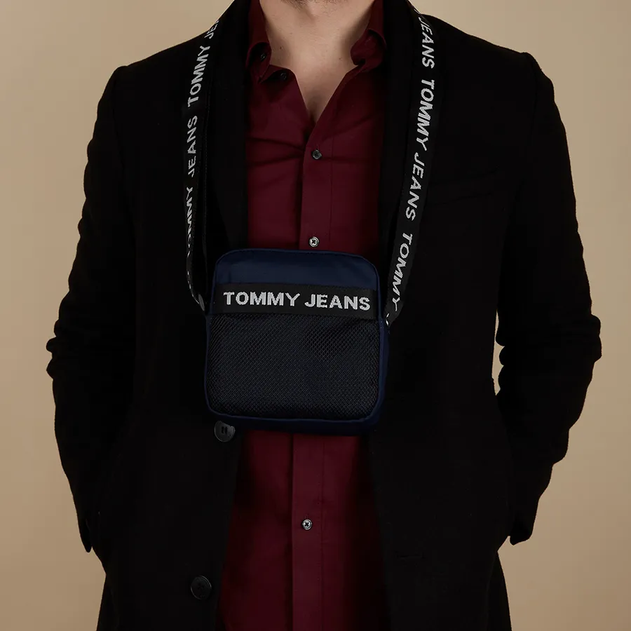 Túi Đeo Chéo Nam Tommy Hilfiger Essential Square Reporter Bag