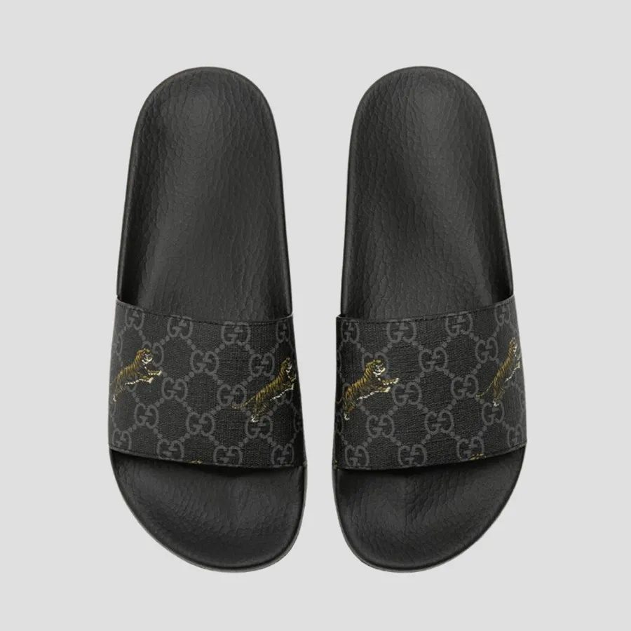 Dép Nam Gucci Black GG Supreme Tiger Printed 407345 G0K00 Màu Đen