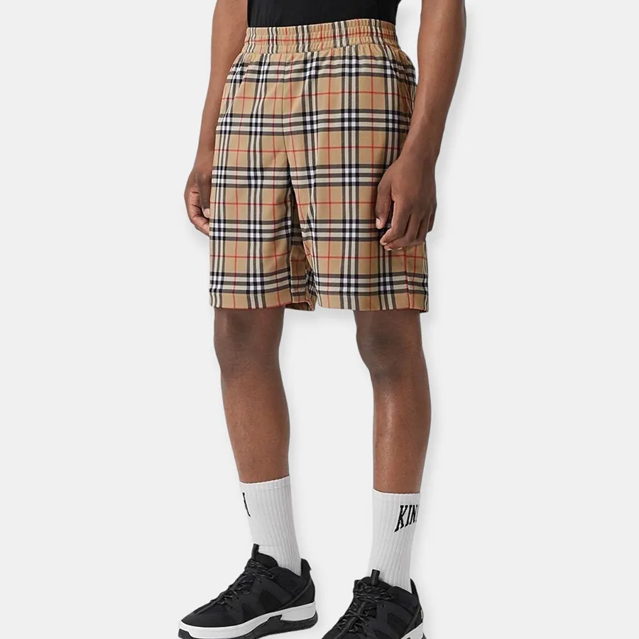 BURBERRY ショートパンツ ノバチェック 8026469 BURBERRY チェック柄