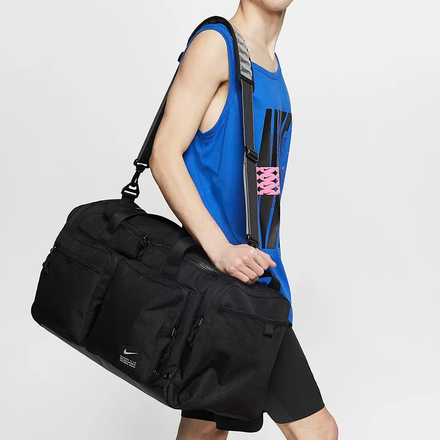 nike performance utility power duff