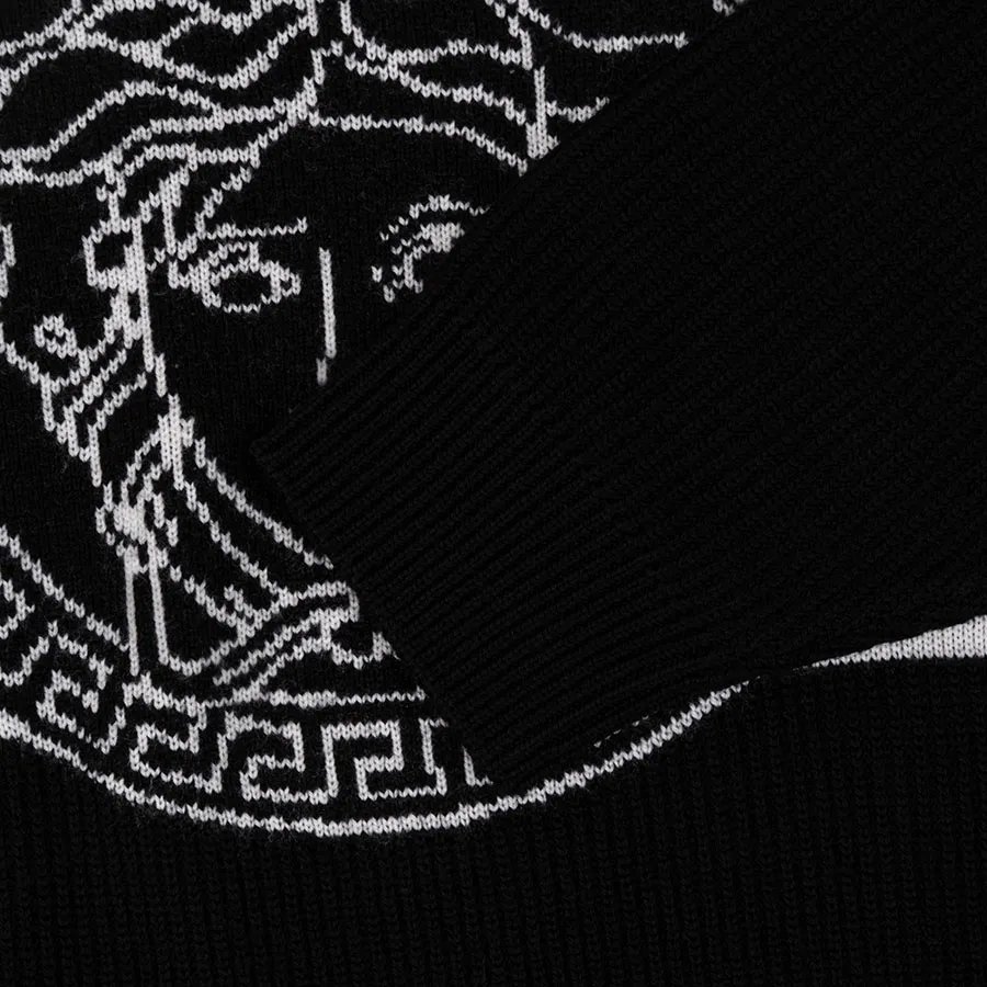 Áo Len Nam Versace Medusa Black With Logo Printed 1007981 1A05695