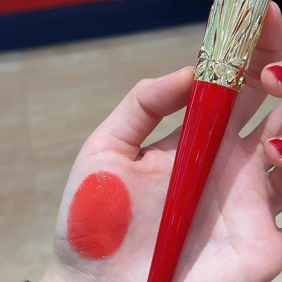 Son Christian Louboutin Rouge Stiletto Glossy Shineshine Lipstick