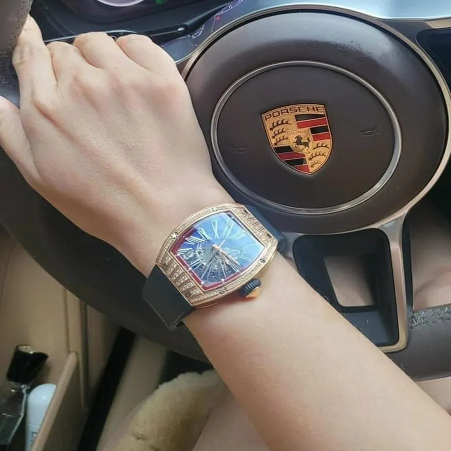 Đồng Hồ Richard Mille 023 Custom Diamond Màu Đen Vàng Vua Hàng Hiệu