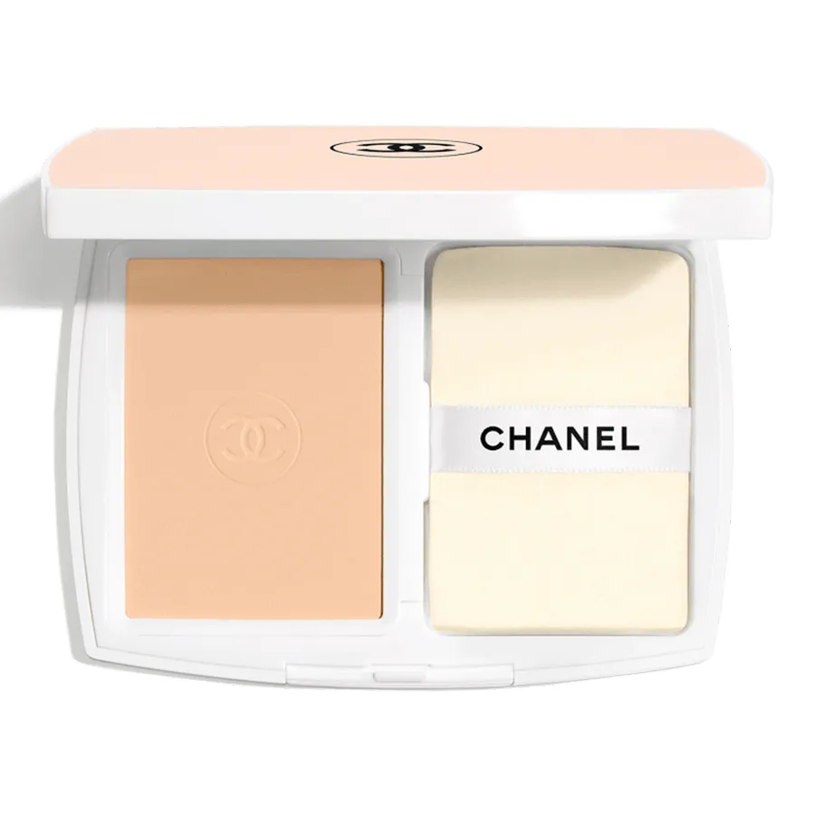 Phấn Phủ Kiềm Dầu Chanel Le Blanc Brightening Compact Foundation SPF 25/ PA+++ Tone B20