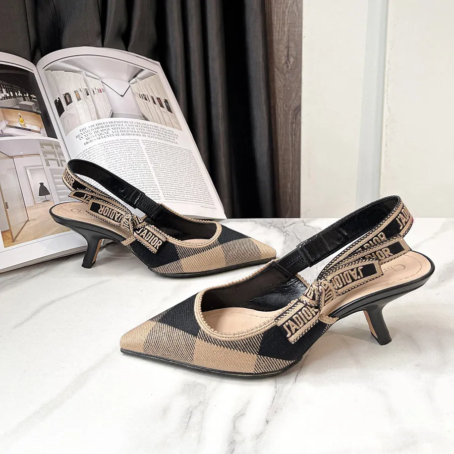 Dép Cao Gót Nữ Christian Dior Jadio’r Slingback Cotton Ribbon Kitten Heels  Màu Be Đen Size 35