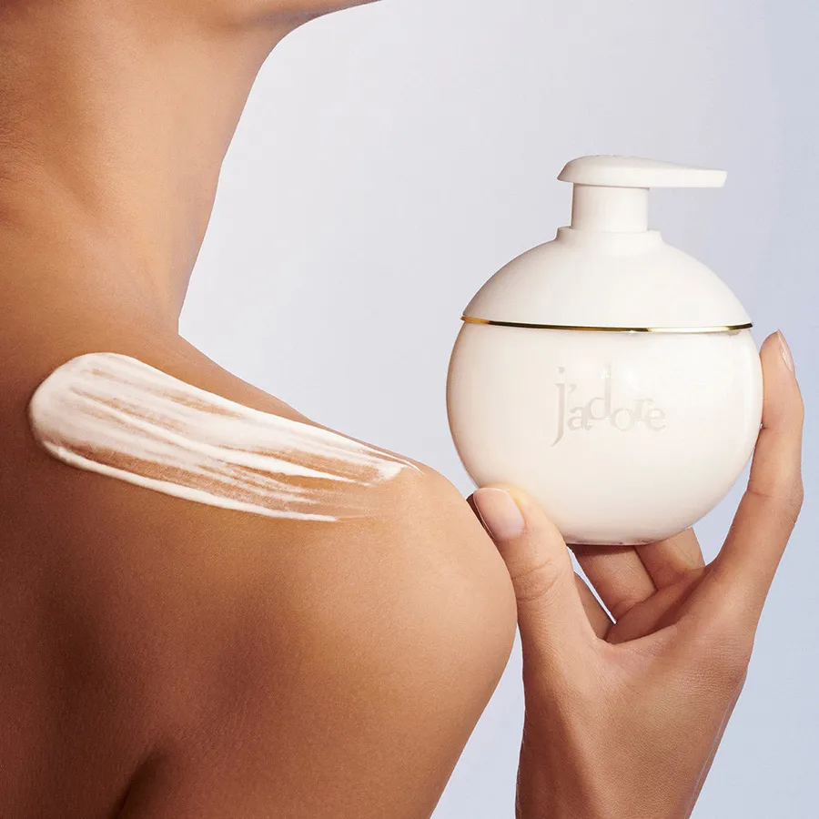 SỮA DƯỠNG THỂ DIOR J ADORE LES ADORABLES 200ML THIẾT KẾ XINH XẮN DỄ THƯƠNG