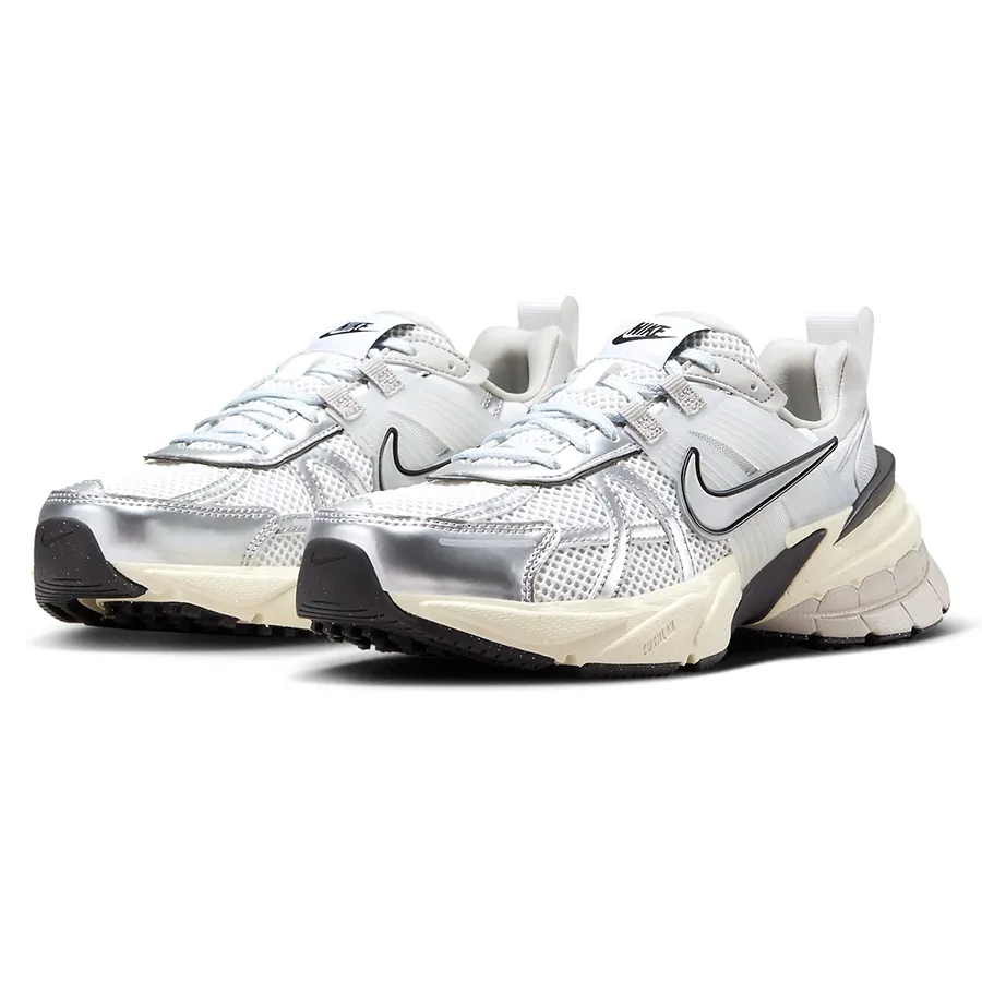 Giày Thể Thao Nữ Nike V2K Run FD0736-100 Màu Trắng Bạc Size 36
