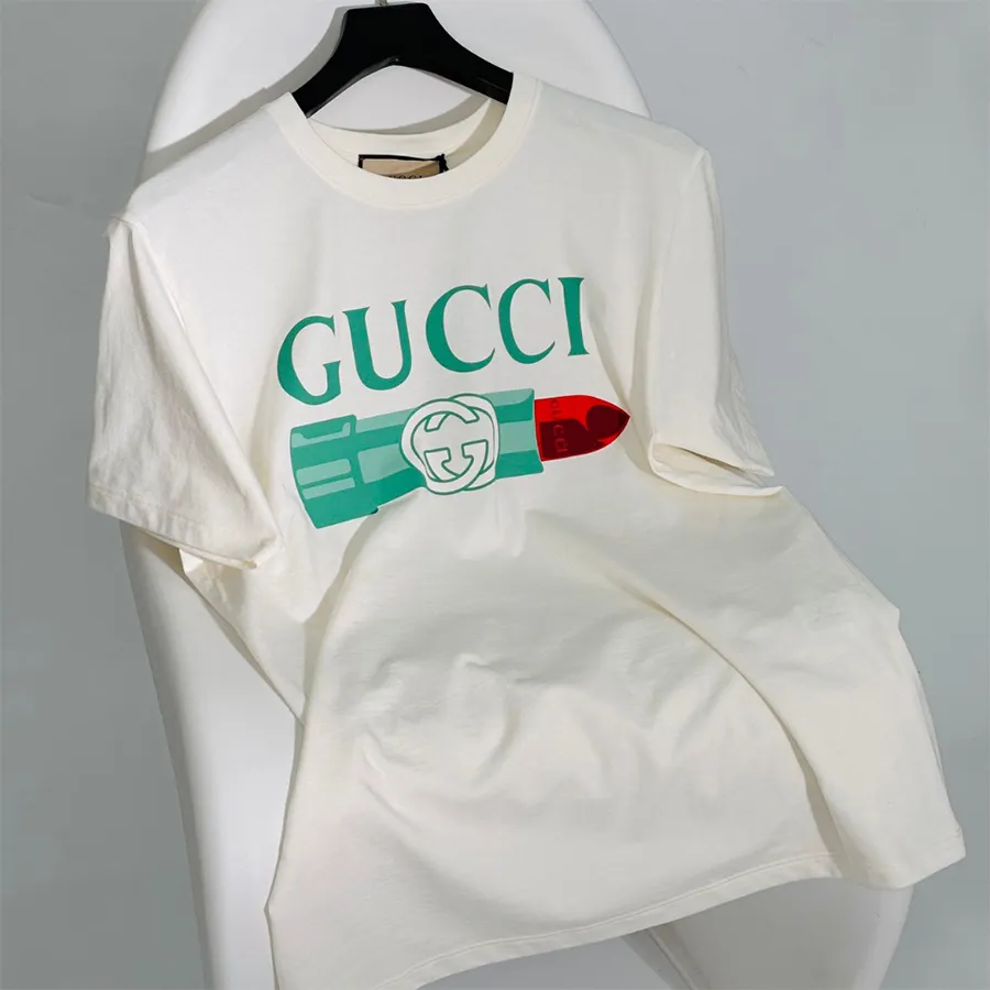Áo Phông Nữ Gucci White With Lipstick Logo Printed Tshirt