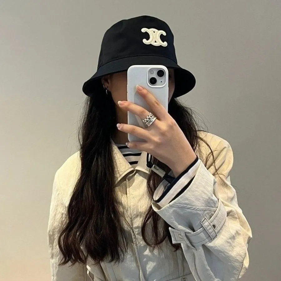 Mũ Celine Bucket Triomphe Bob In Cotton Gabardine Màu Đen  display picture 2