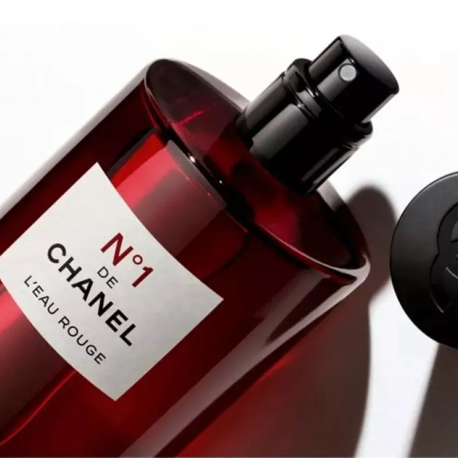 Xịt Thơm Toàn Thân Hương Nước Hoa Chanel No1 De Chanel L'eau Rouge