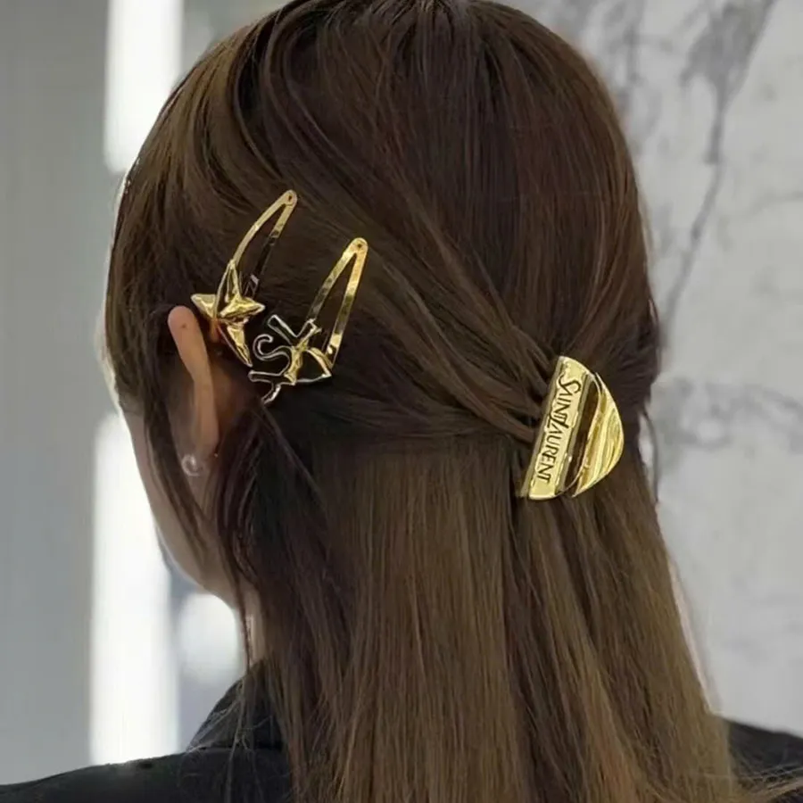 SAINT LAURENT YSL logo star hair clip set Set Kẹp Tóc Yves Saint Laurent YSL And Star Hair Clip Màu  main image 4