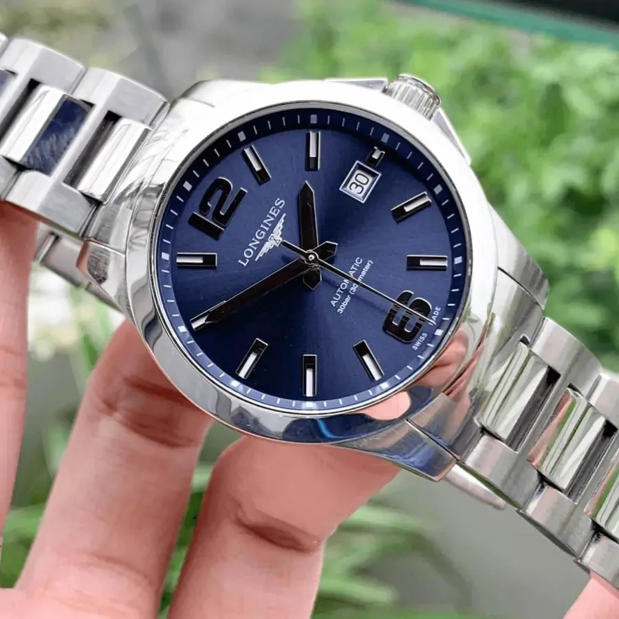 Đồng Hồ Nam Longines Conquest (L37764996) Màu Bạc