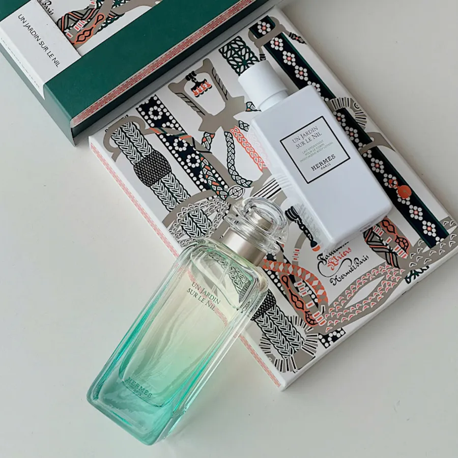 Set Nước Hoa Unisex Hermès Un Jardin Sur Le Nil 100ml Và Body