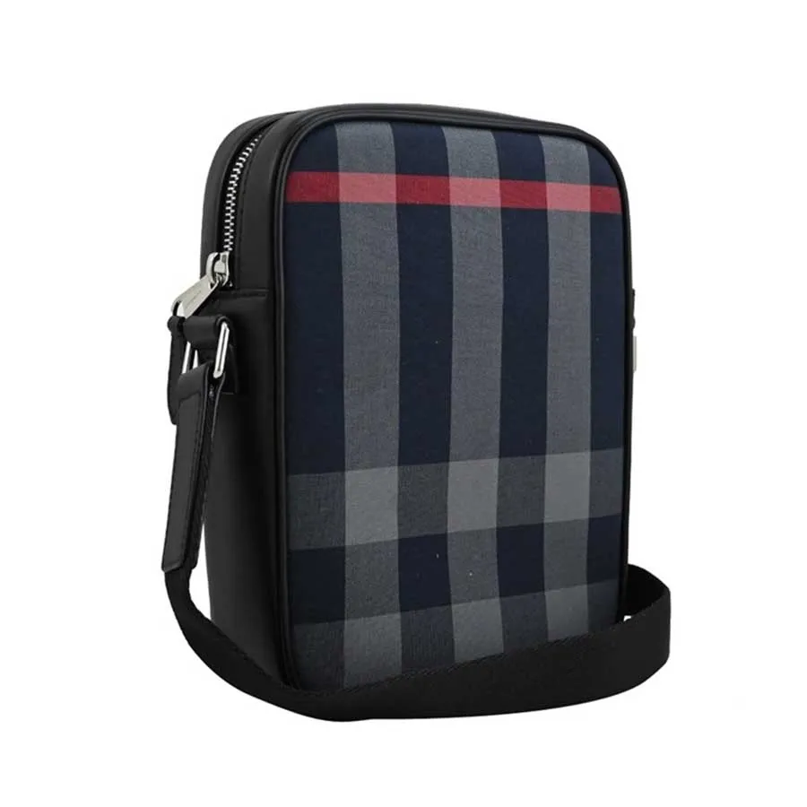Túi Đeo Chéo Nam Burberry Paddy Check Messenger Navy And Grey 8084062 Màu  Xanh Đen