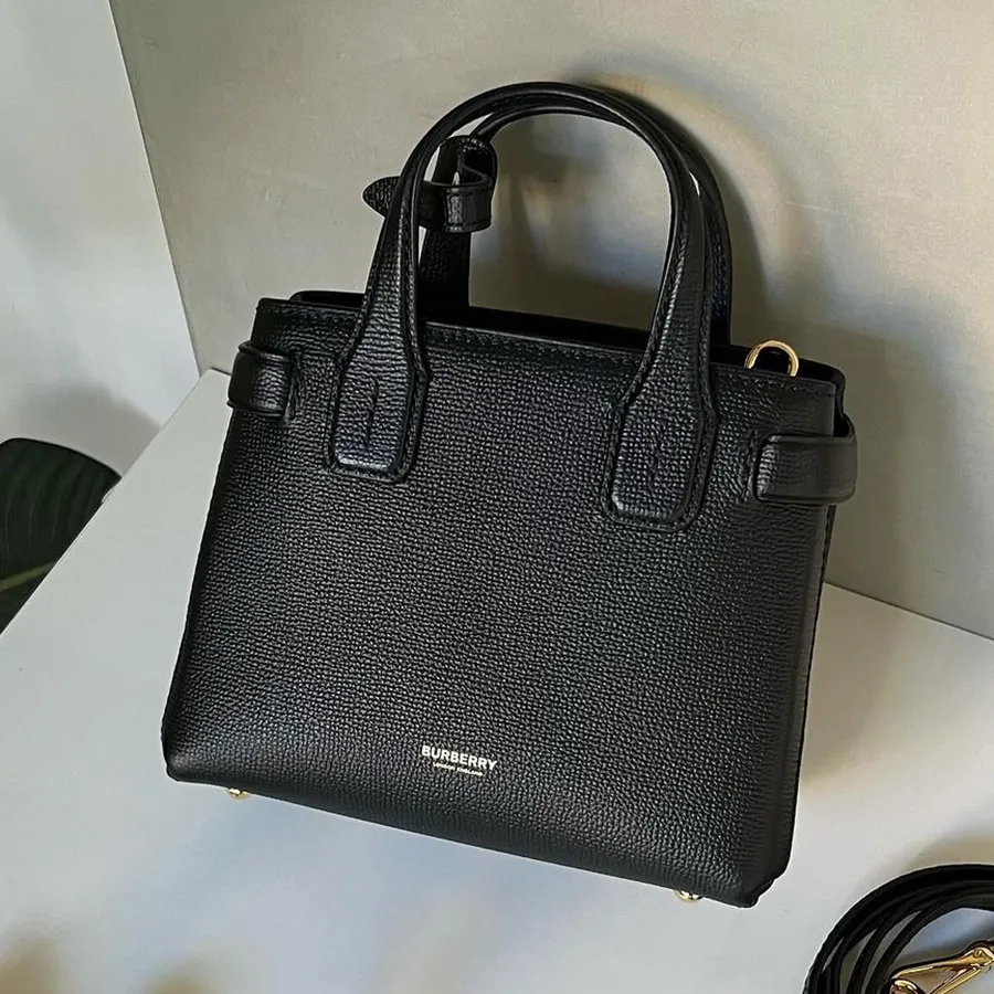 Túi Xách Tay Nữ Burberry Check Baby Banner Bag 80670501 Màu Đen