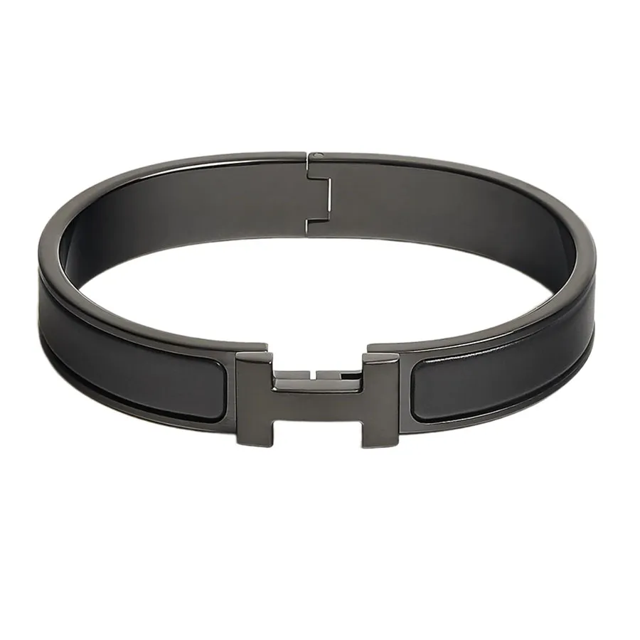 Vòng Đeo Tay Hermès Clic HH So Black Bracelet H703203FK01T5 Màu Đen Size 17.5