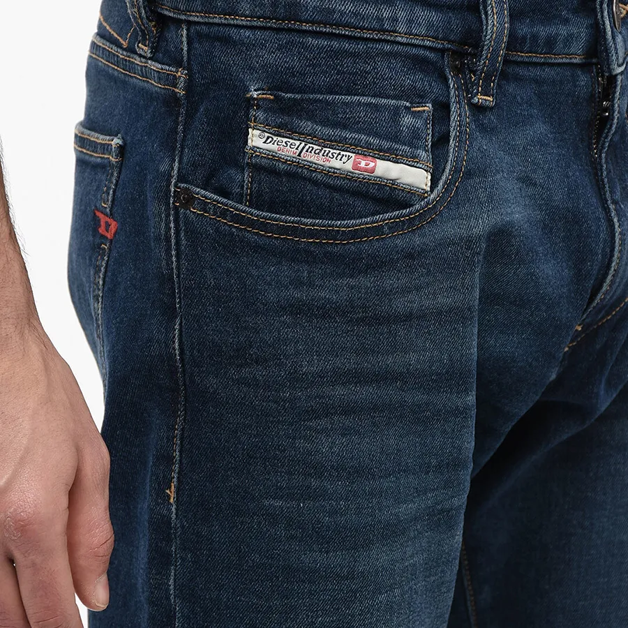 Quần Jean Nam Diesel Slim Fit 2019 D-Strukt Jeans Màu Xanh Đậm Size 28