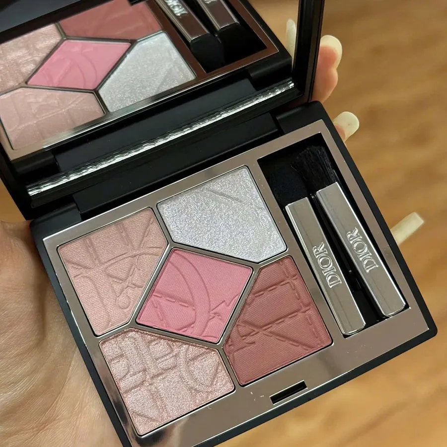 アイシャドウ DIOR 5 Couleurs 857 ROSE ORGANZA DIOR | Diorshow 5 Couleurs Couture Eyeshadow Palette | 857