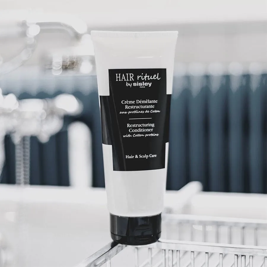 Dầu Xả Mềm Mượt Sisley Paris Restructuring Conditioner With Cotton