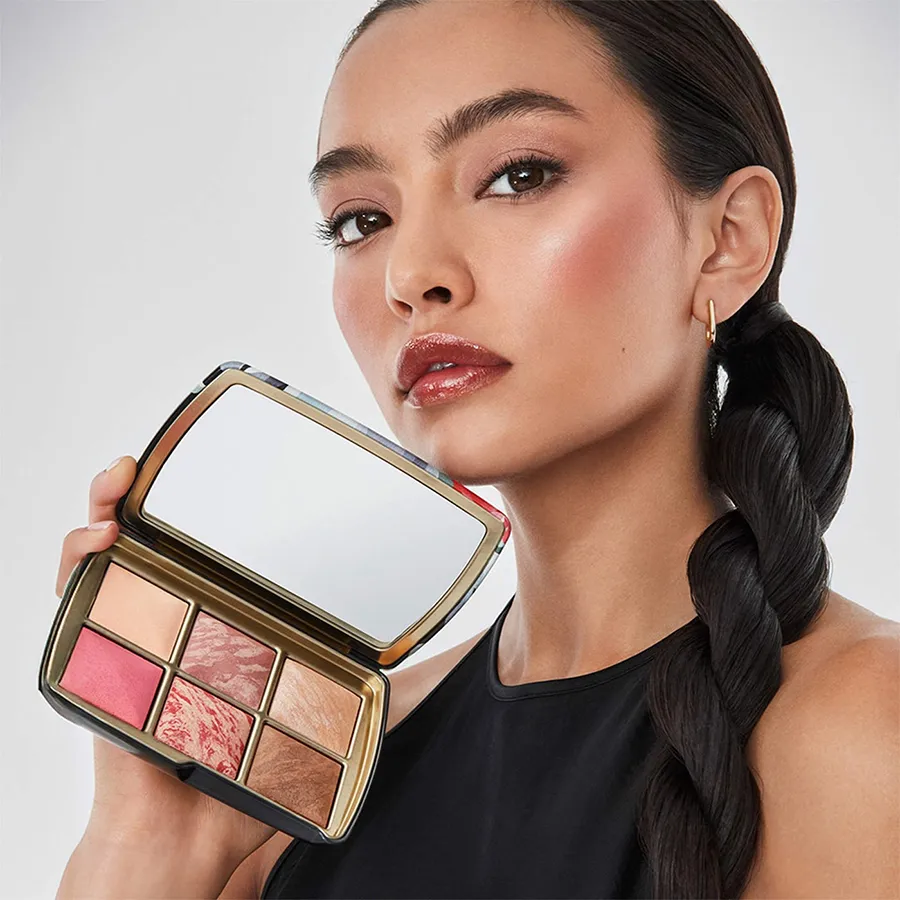 チーク Hourglass Ambient Lighting Blush horse Phấn Highlight Hourglass Horse Ambient Lighting Edit Unlocked 6 Ô