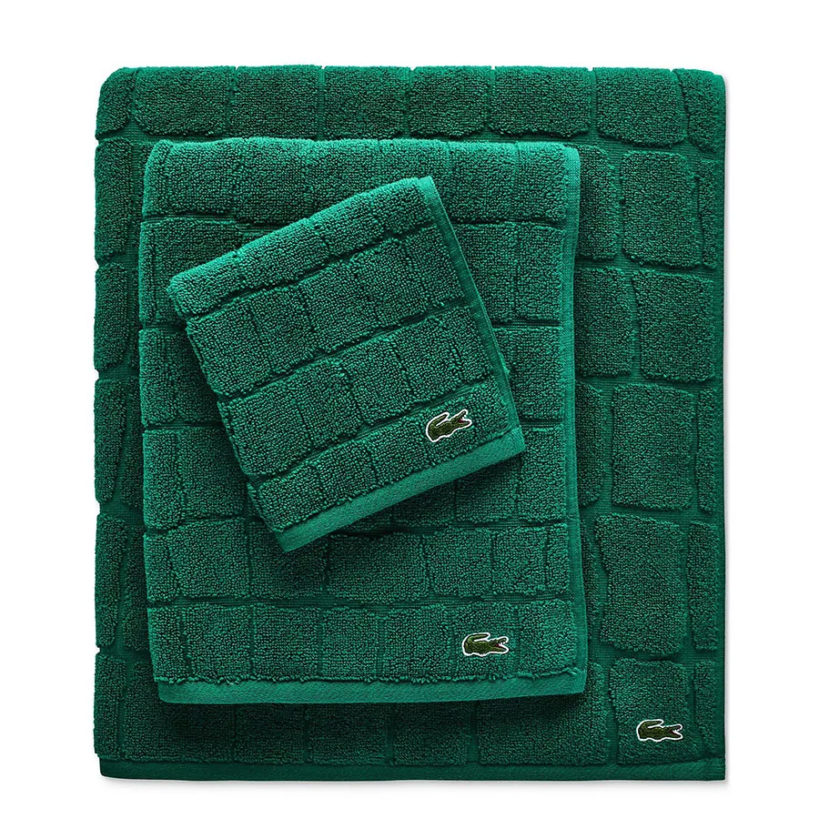 Khăn Tắm Lacoste Heritage Croc Scale Cotton Hand Towel 55430-LACTWL1-013 Croc Green Màu Xanh Lá Cây