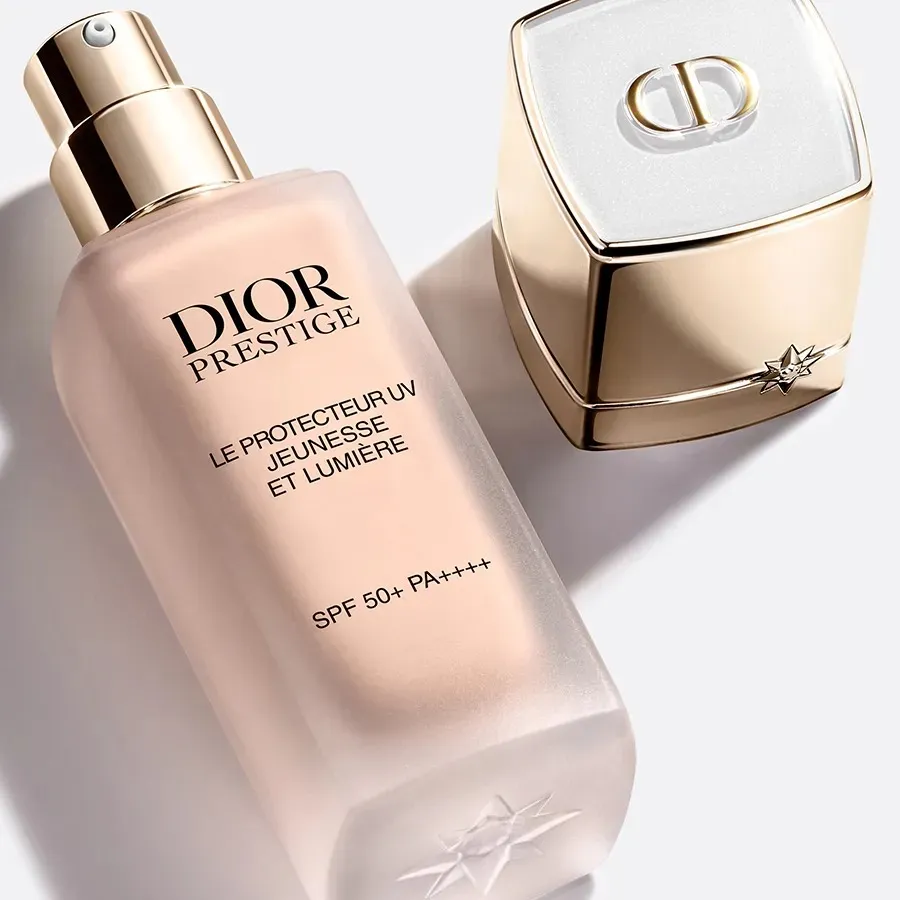 Kem Chống Nắng Dior Prestige Le Protecteur UV Jeunesse Et Lumière