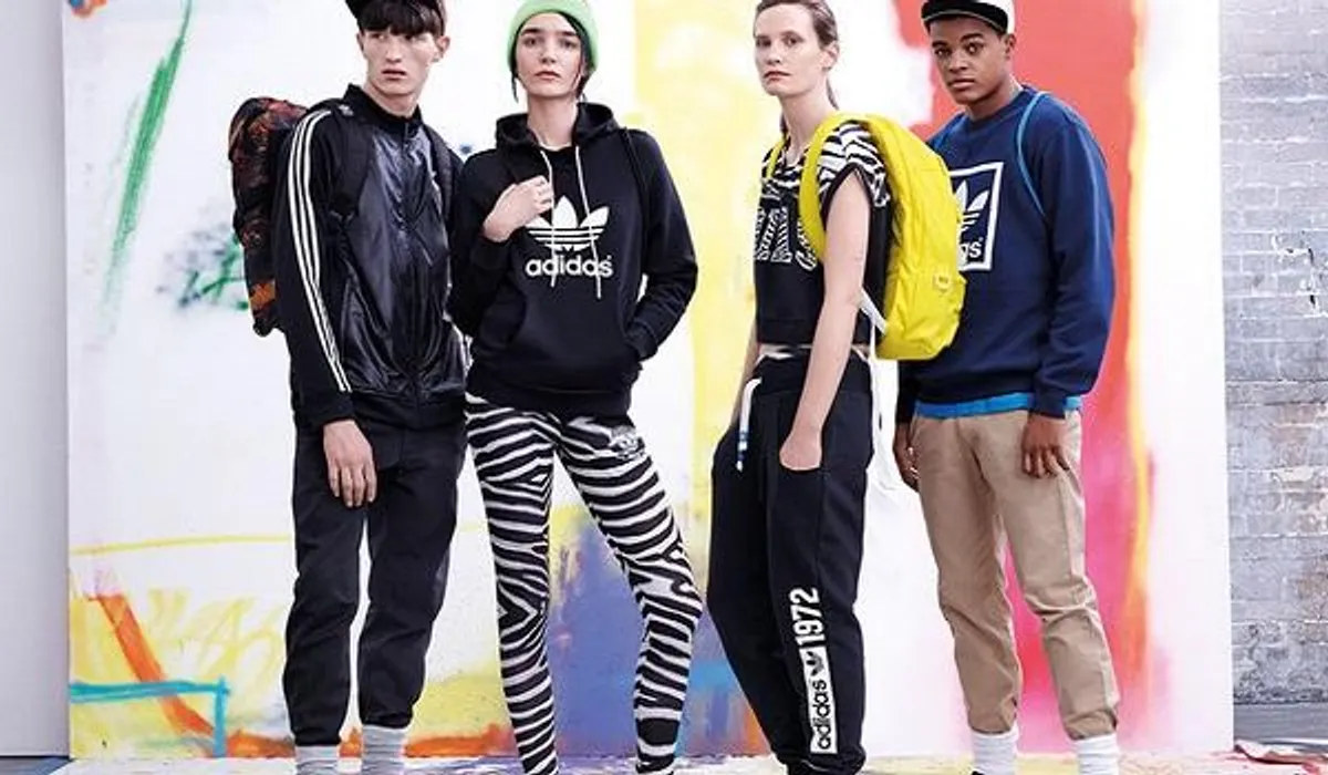 Ở đâu có thể mua được bộ trang phục Adidas SST?