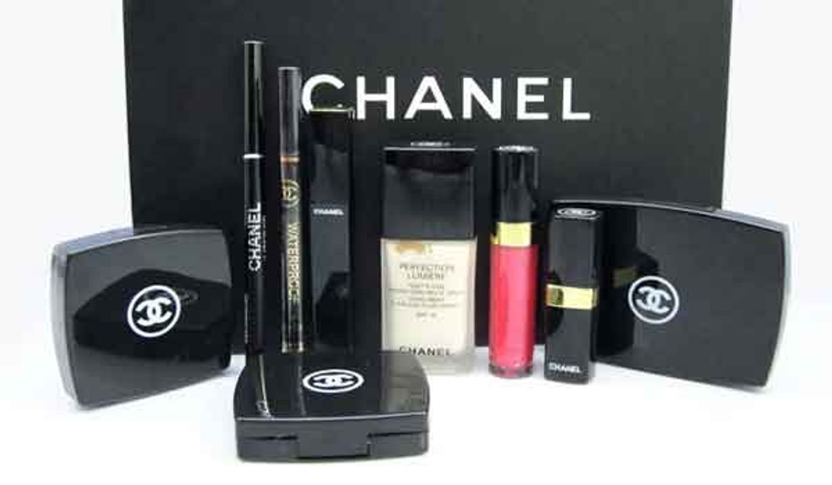 Bộ mỹ phẩm 9 món Chanel  Shop tiện ích  Đồ Gia Dụng Thông Minh  Đồ dùng  tiện ích
