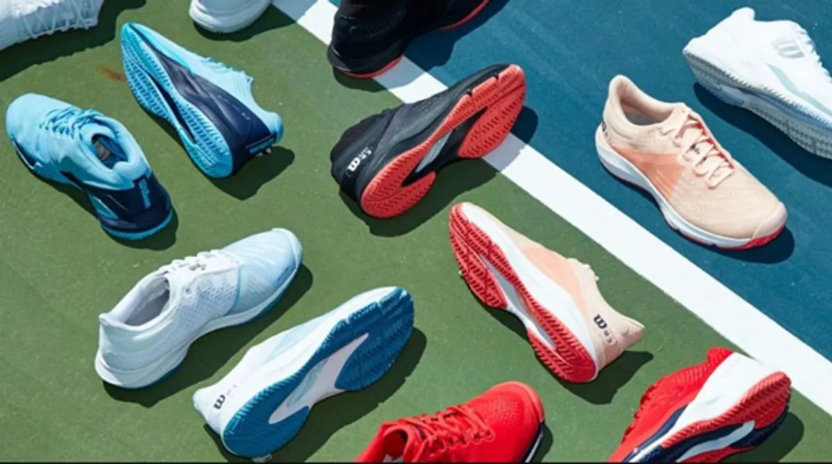 7 đôi giày tennis bền nhẹ, siêu êm chân bán chạy nhất hiện nay
