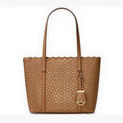 25 mẫu túi xách nữ hiệu Michael Kors thanh lịch và thời trang